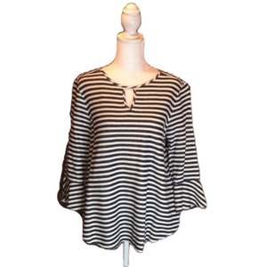 VAN HEUSEN Adorable Blue & Cream Striped Top Size M